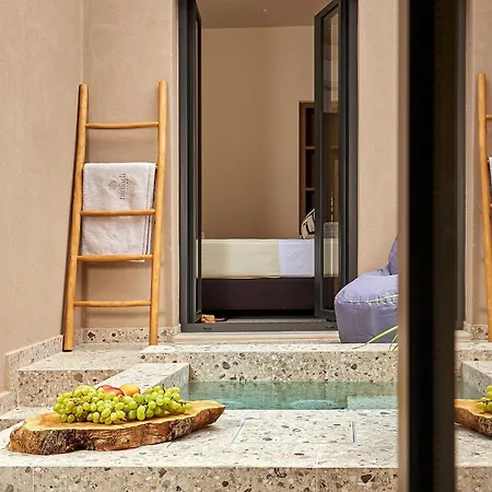 Kaptara Premium With Sharing Jaccuzi -part Of Kaptara Complex Koutouloufari